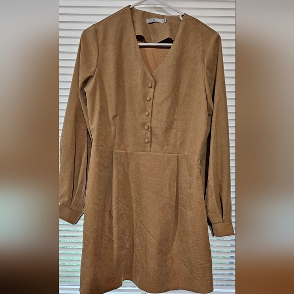 She's Tan Button-Front Dress Size 46 - Picture 1 of 4